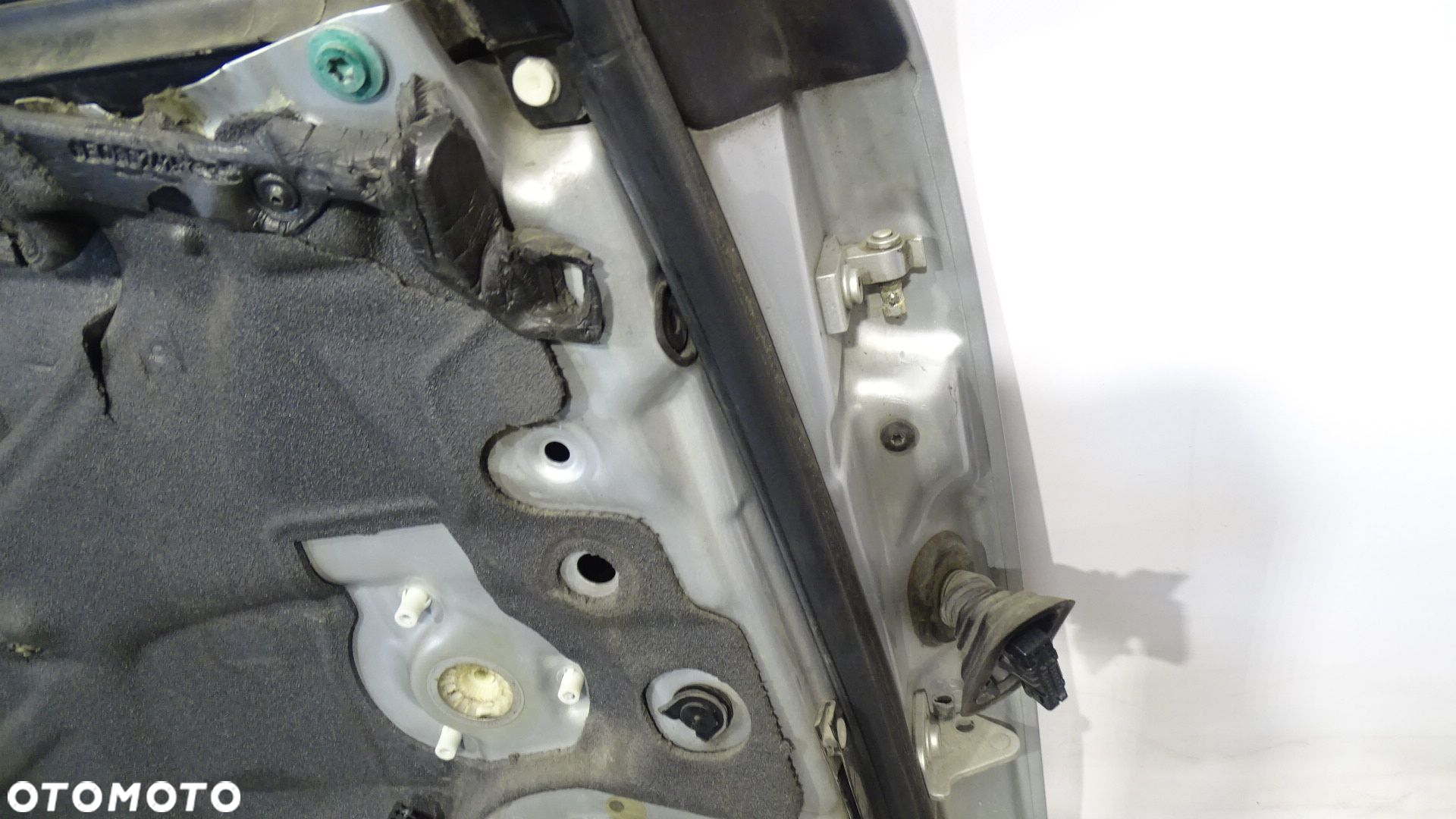 DRZWI LEWY TYŁ AUDI A4 B6 LY7W - 22