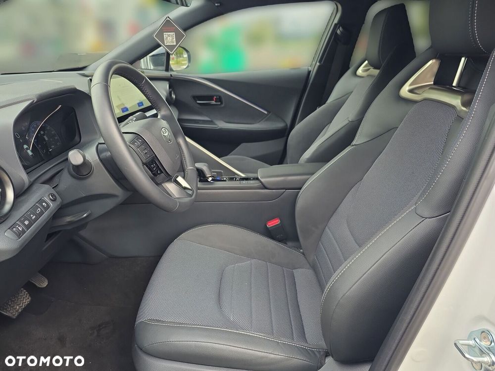 Toyota C-HR 2.0 PHEV Dynamic Force Executive - 16