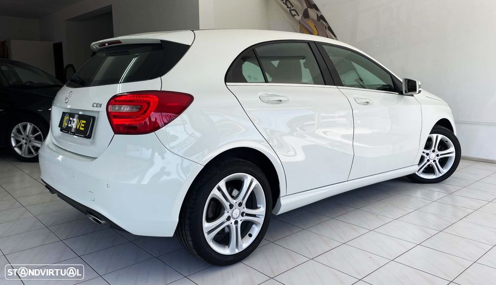 Mercedes-Benz A 180 CDi BE Edition Urban — fotografia 14