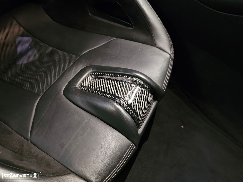 BMW M4 Competition M xDrive - 41