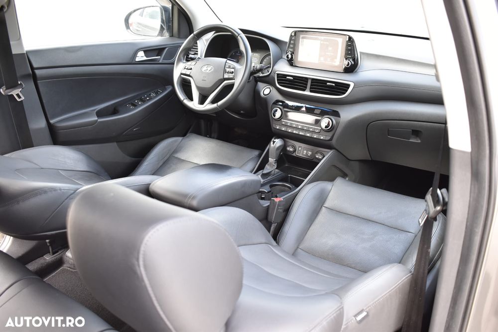 Hyundai Tucson blue 1.6 CRDi 2WD DCT Premium - 23