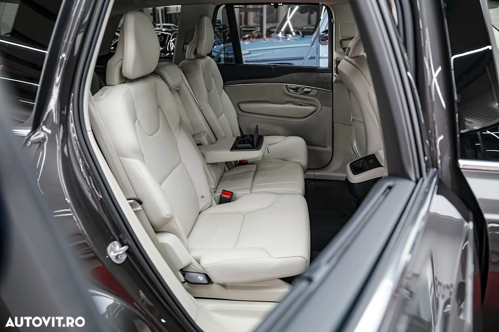 Volvo XC 90 B5 D AWD Plus Bright - 13