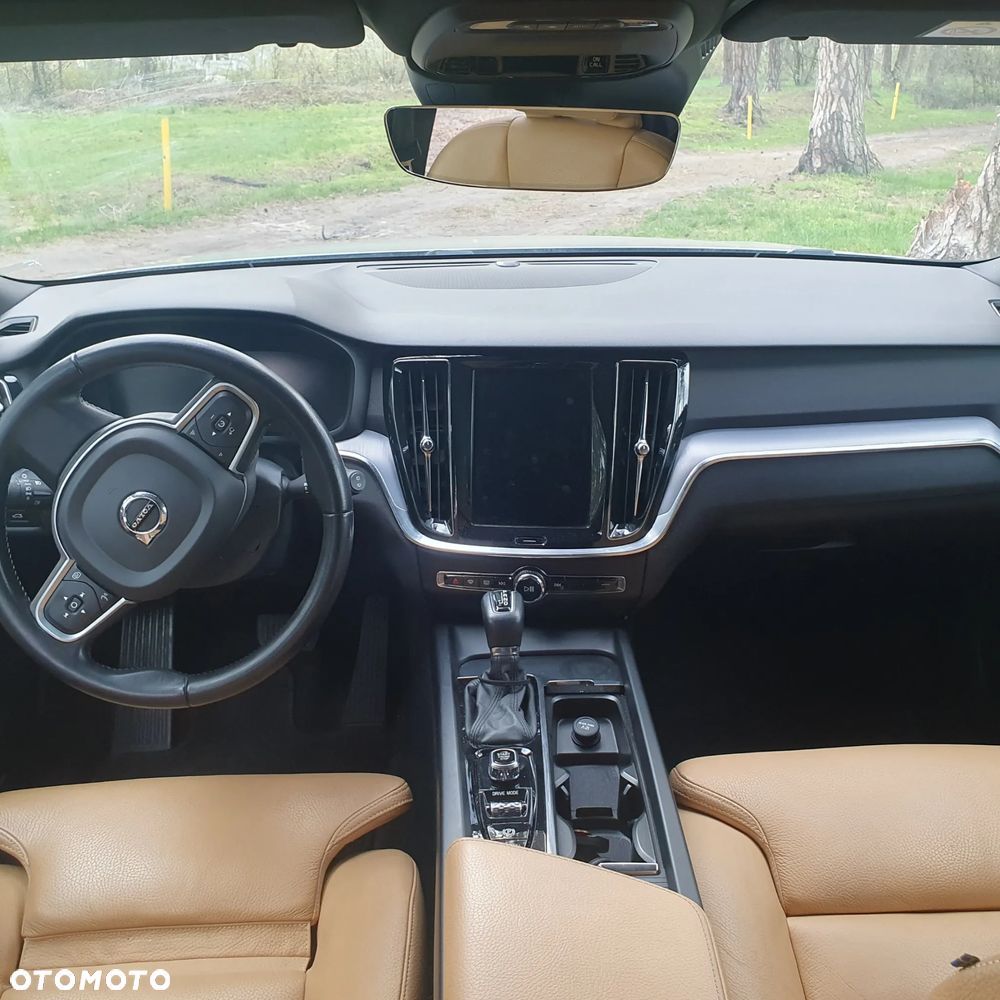 Volvo V60 D4 Geartronic Momentum Pro - 22
