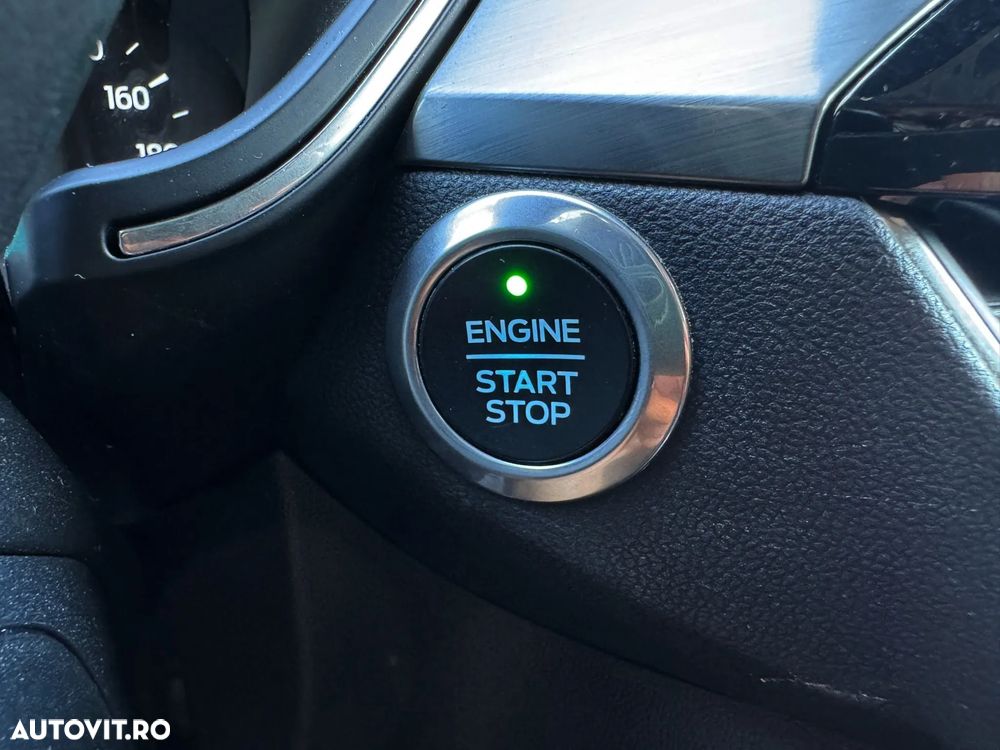 Ford Kuga 2.0 EcoBlue 4x4 Aut. TITANIUM - 33