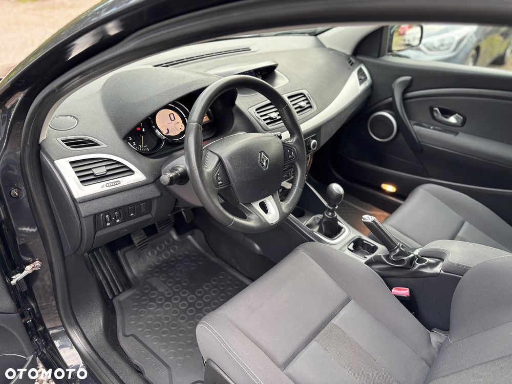 Renault Megane TCe 130 Coupe Dynamique - 15