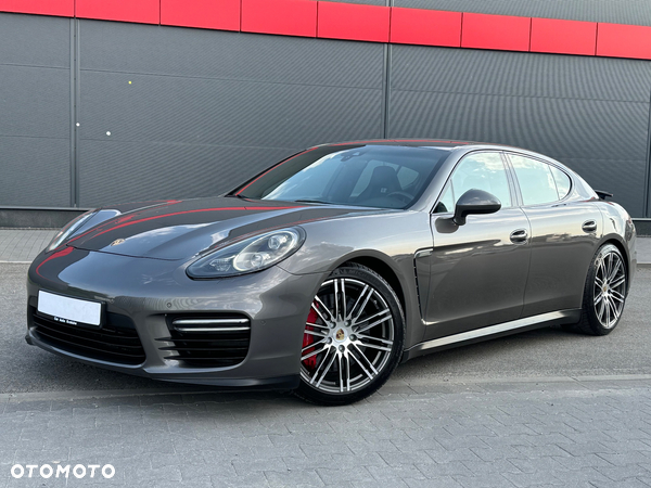 Porsche Panamera GTS