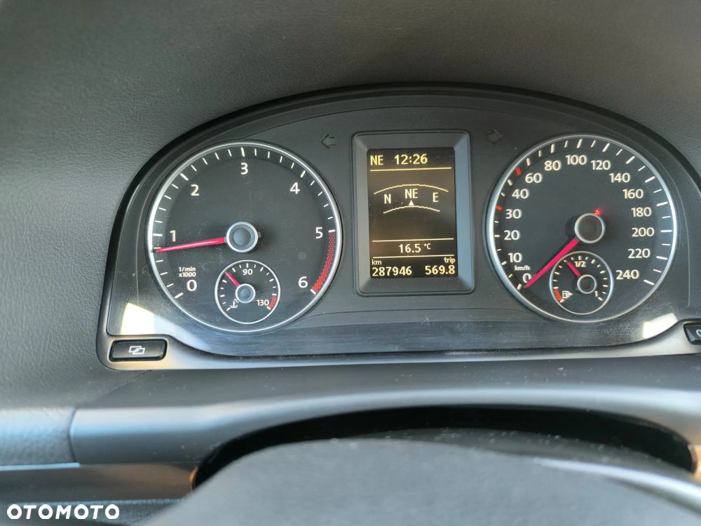 Volkswagen Touran - 9