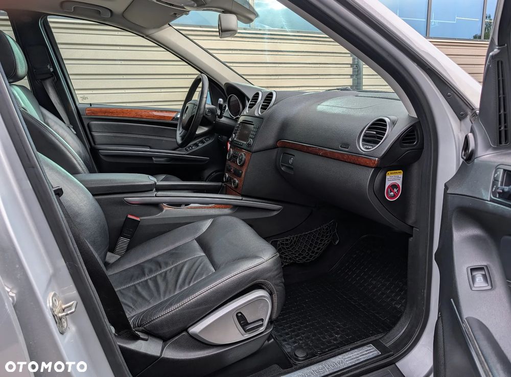 Mercedes-Benz GL 320 CDI 4Matic 7G-TRONIC - 7