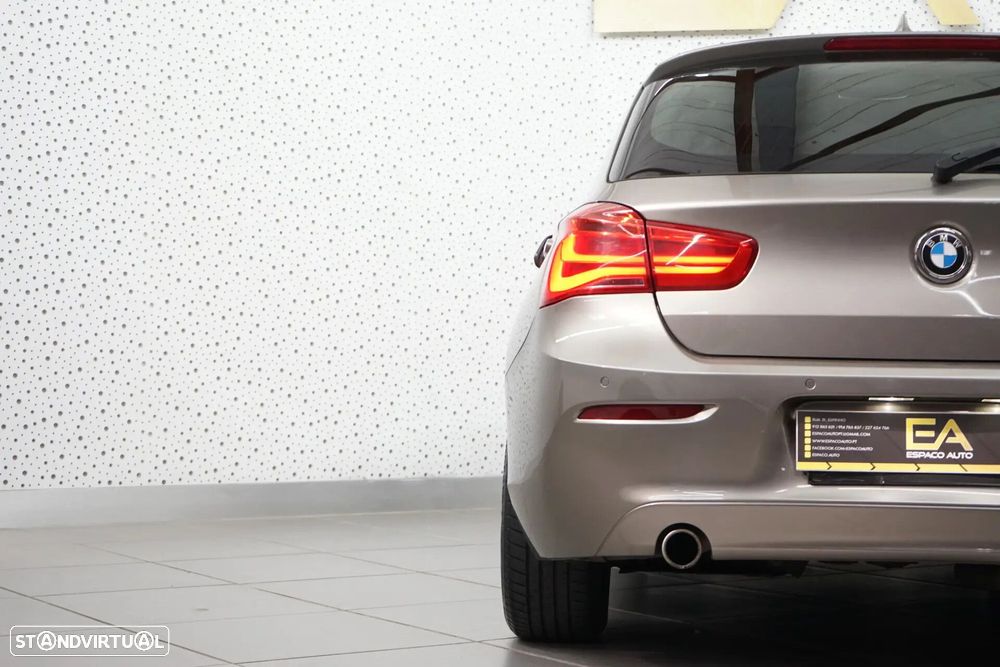 BMW 116 d Line Urban - 11