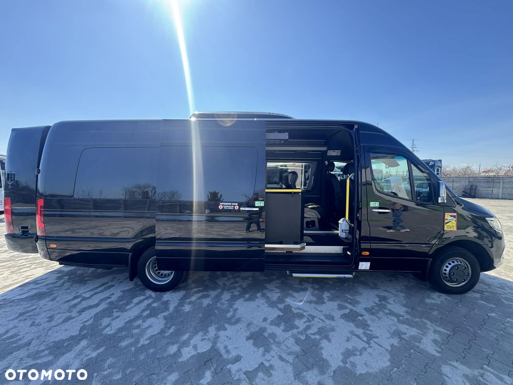 Mercedes-Benz Sprinter 519 - 8