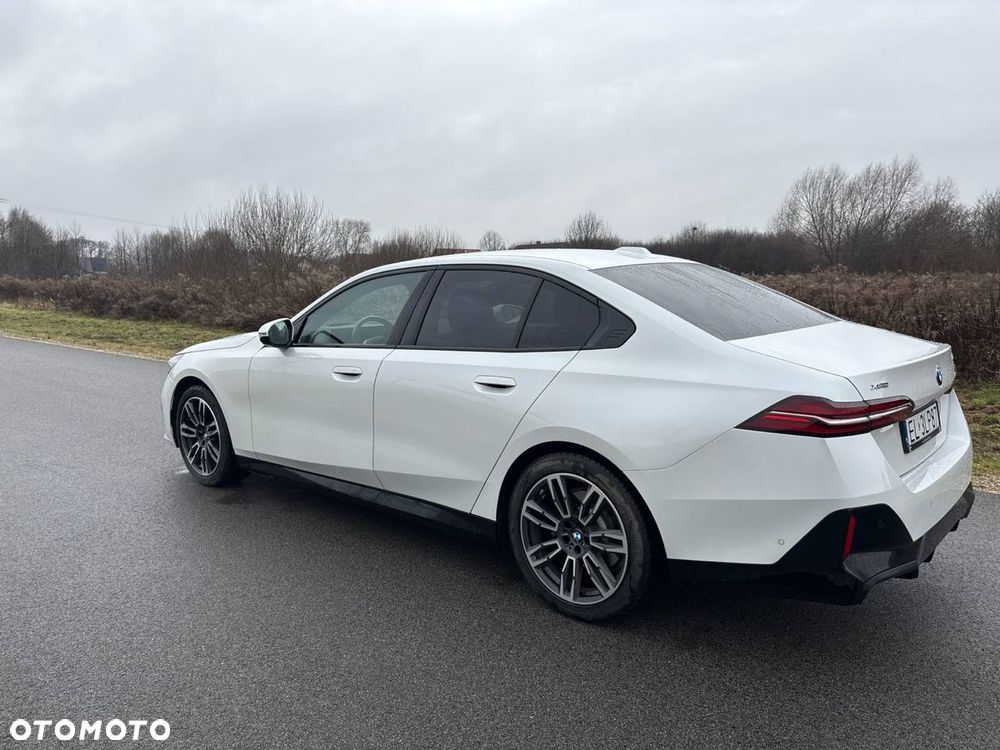BMW Seria 5 520d xDrive - 5
