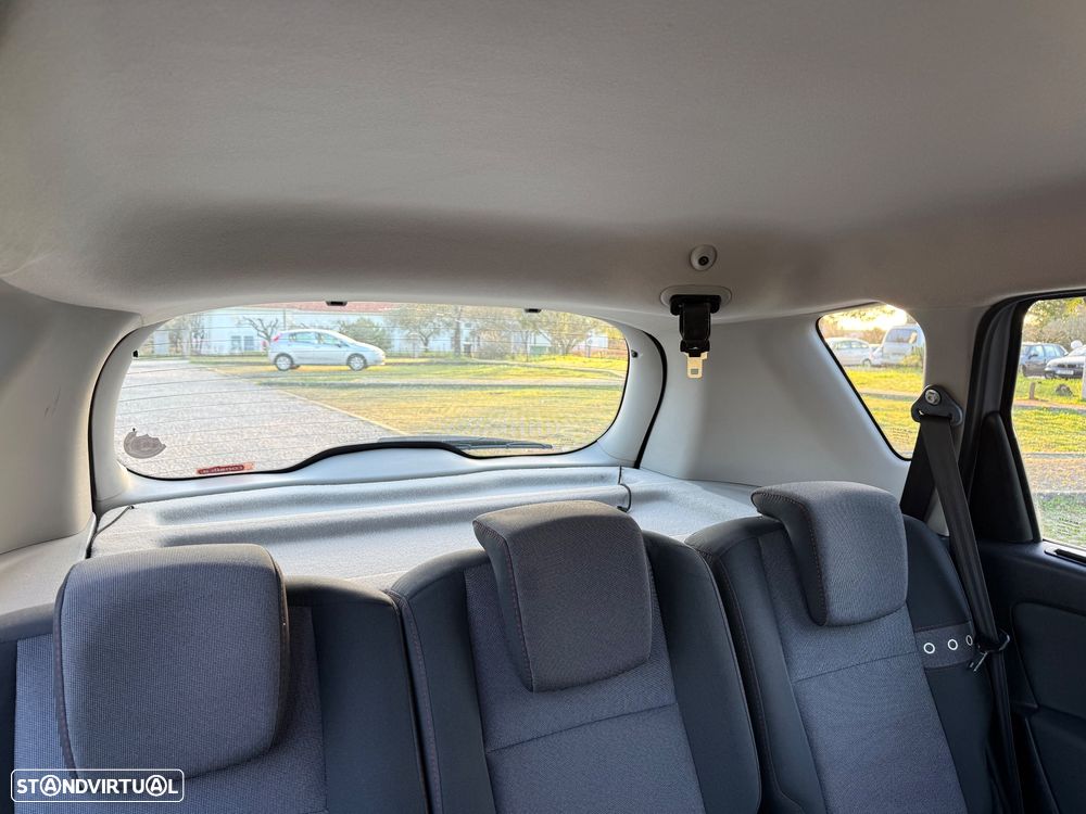 Renault Scénic Energy dCi 110 S&S Paris - 3