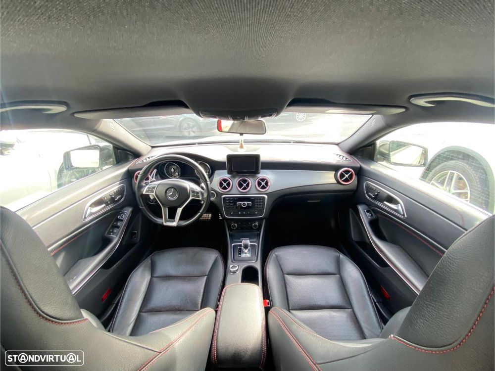 Mercedes-Benz CLA 45 AMG 4Matic 7G-DCT - 21