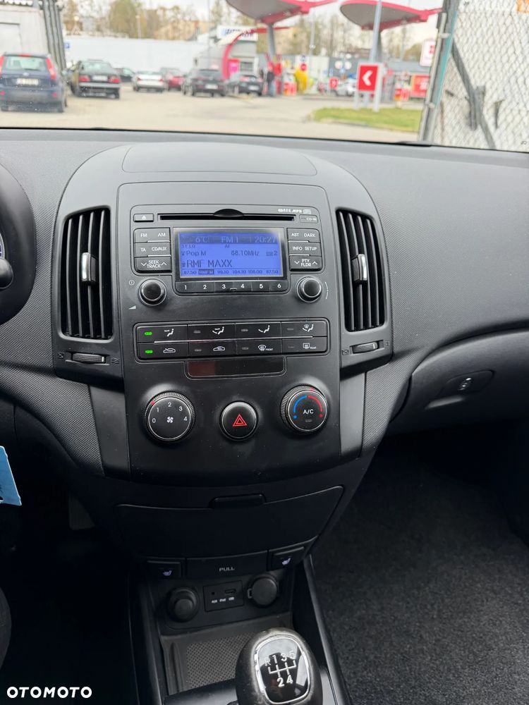 Hyundai i30 1.4 Comfort - 14