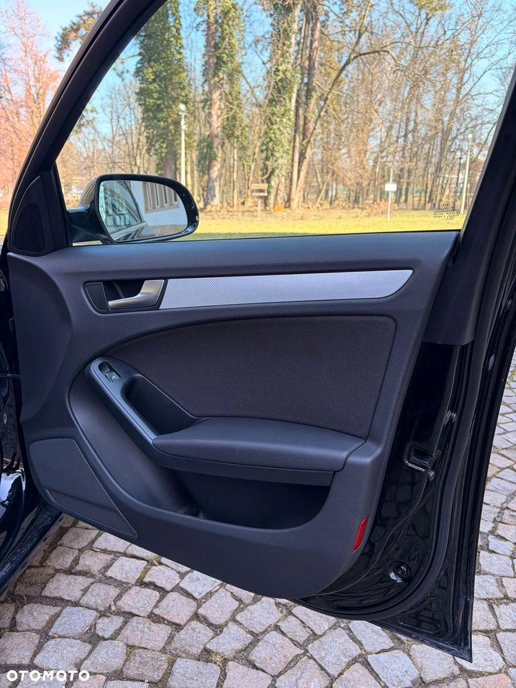 Audi A4 Avant - 19