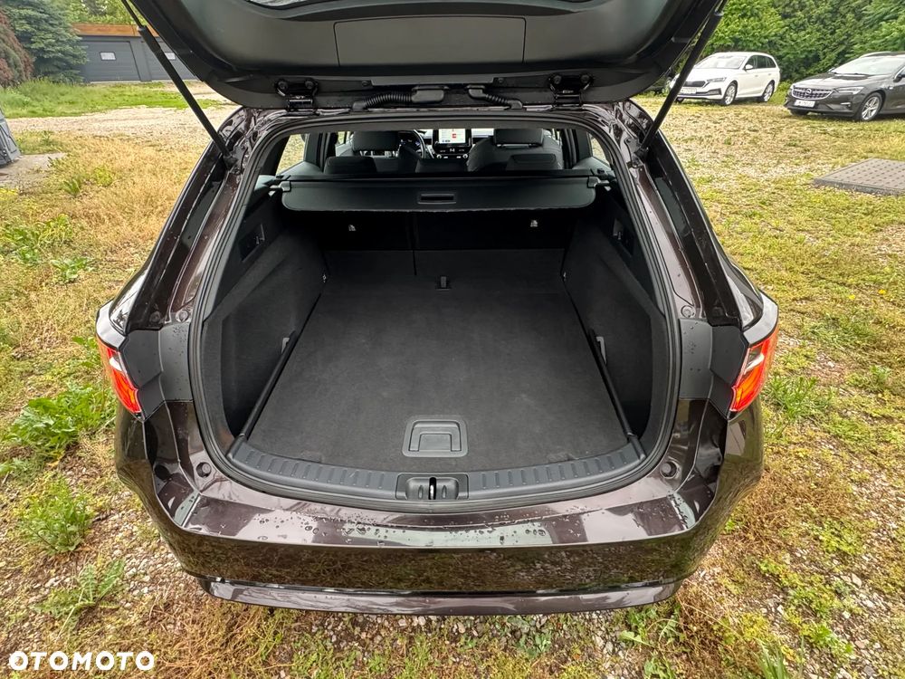 Toyota Corolla 1.8 Hybrid GPF Comfort - 15