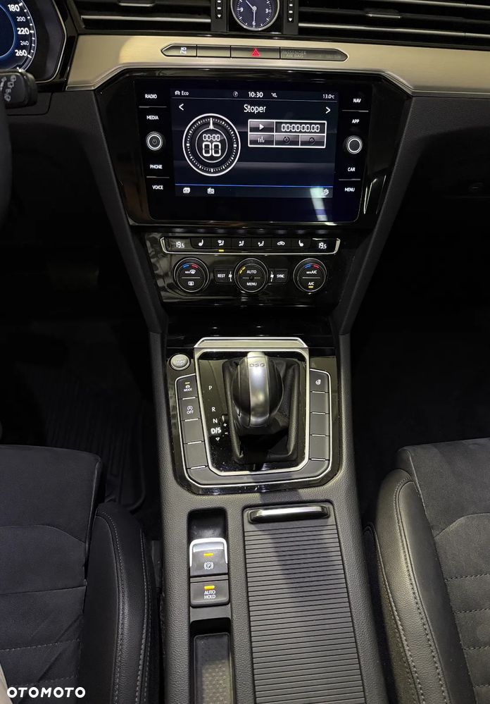Volkswagen Passat 1.5 TSI EVO Highline DSG - 24