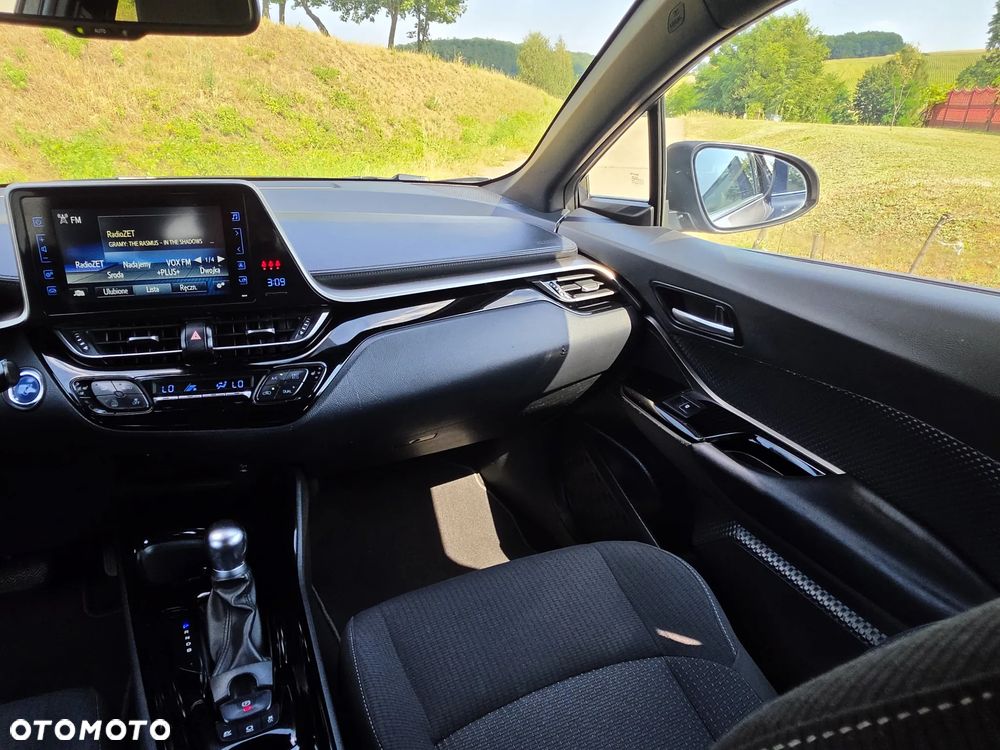 Toyota C-HR 1.8 Hybrid Dynamic - 31