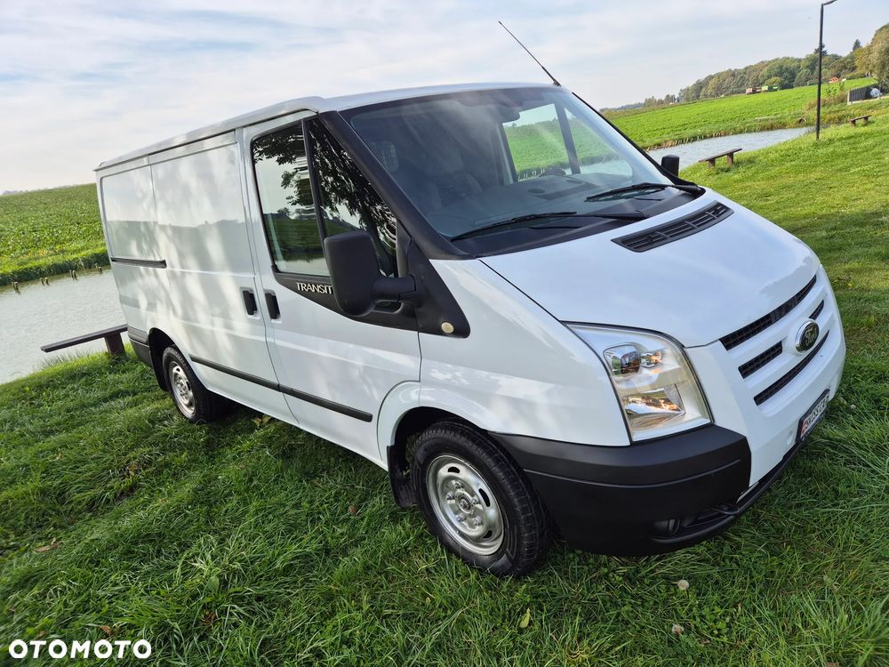 Ford Transit - 27