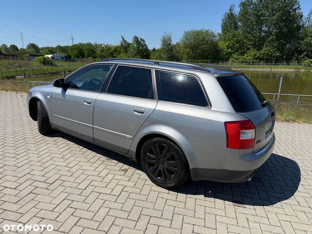 Audi A4 Avant 1.8T - 4