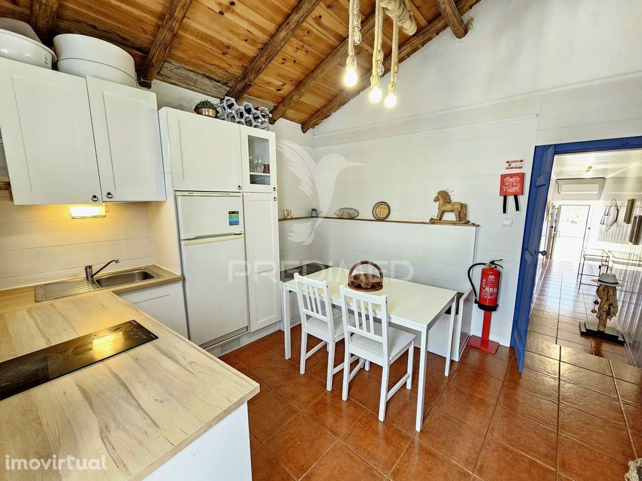 Moradia T1 térrea, totalmente equipada e mobilada, pronta a habitar... - Grande imagem: 4/25