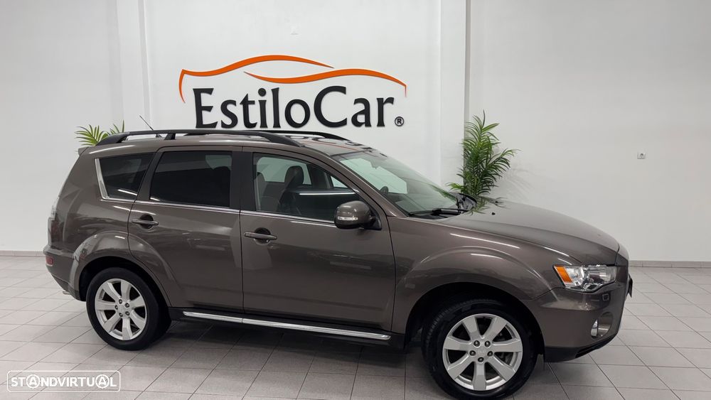 Mitsubishi Outlander 2.2 DI-D Instyle 4WD - 3
