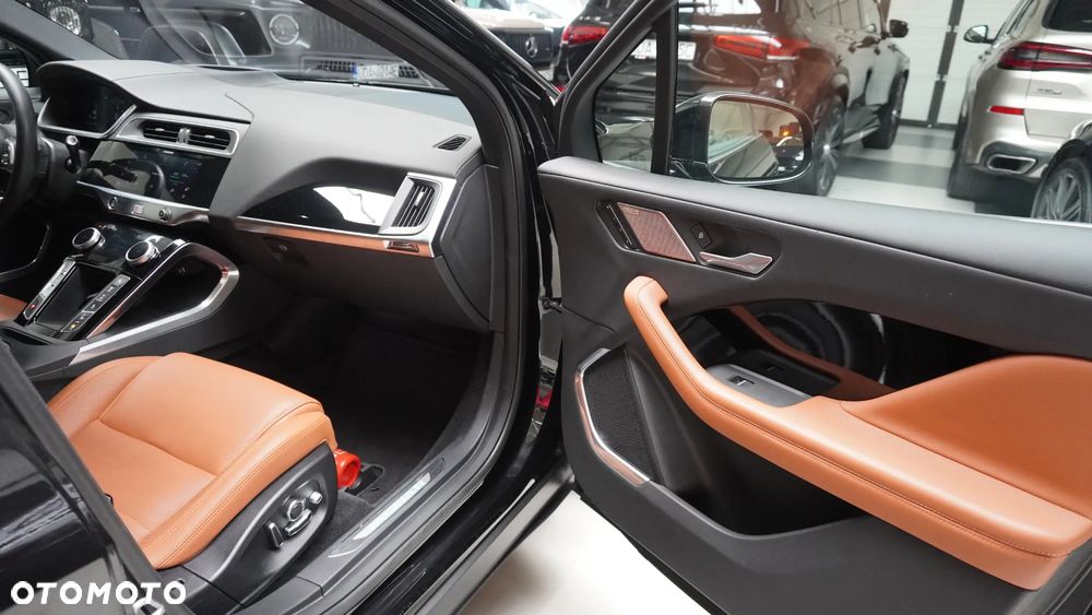 Jaguar I-Pace EV400 90kWh AWD R-Dynamic HSE - 9