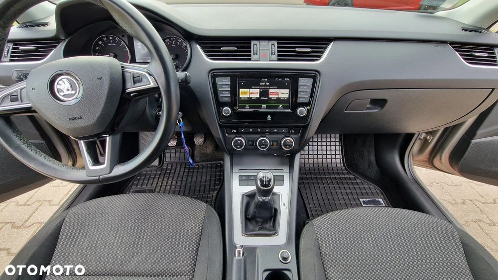 Skoda Octavia 1.6 TDI Ambition - 23