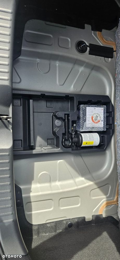 Toyota Aygo X 1.0 VVT-i Executive CVT - 36