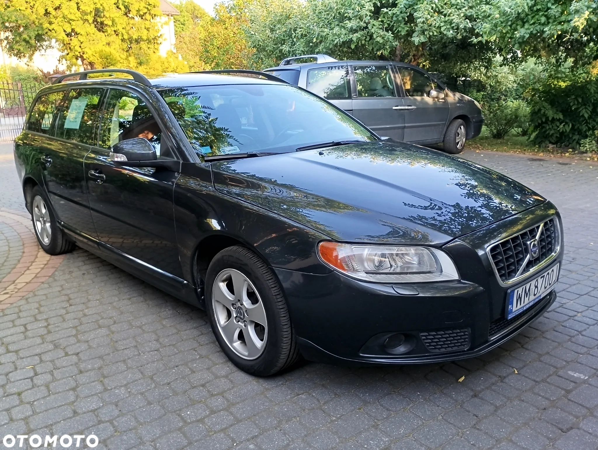 Volvo V70 2.0 Momentum - 1