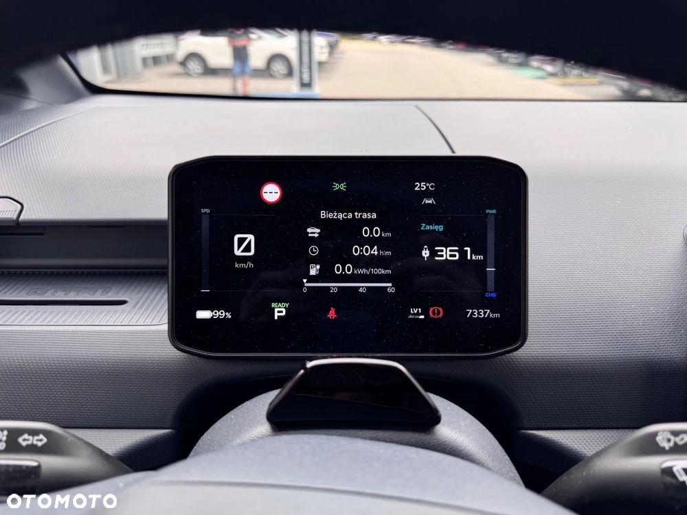 Kia PV5 - 10