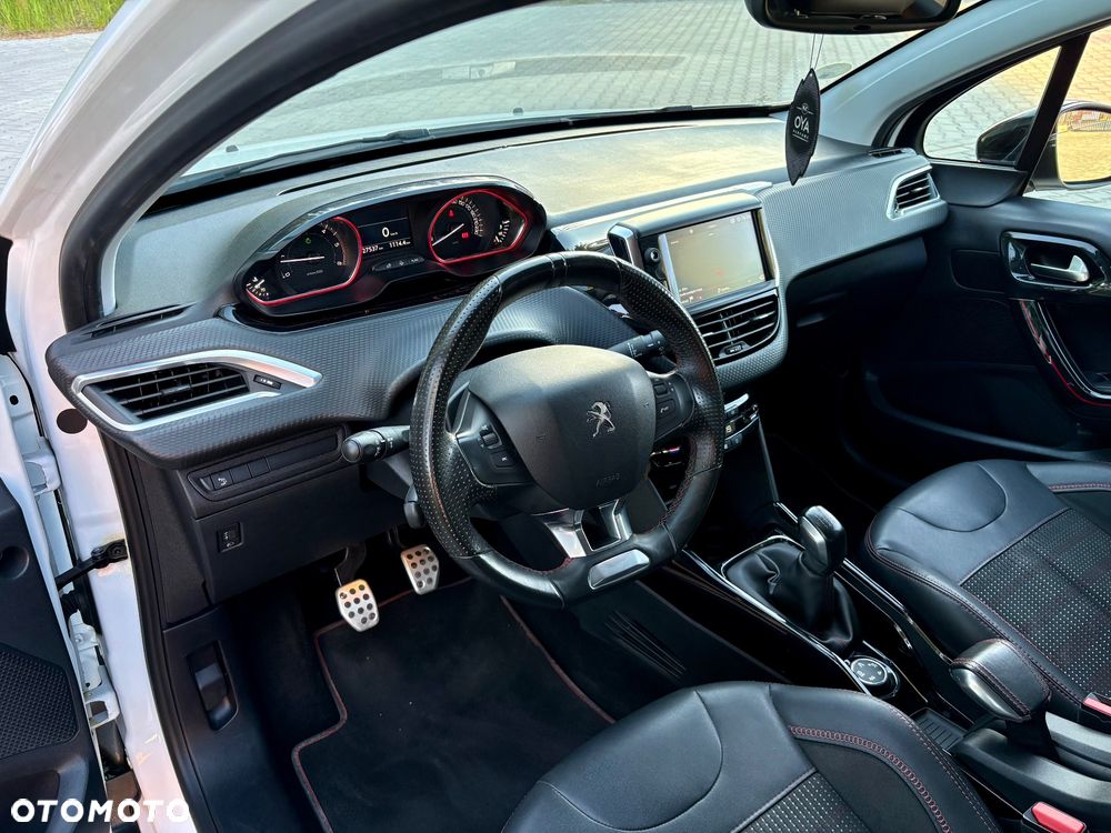 Peugeot 2008 - 16
