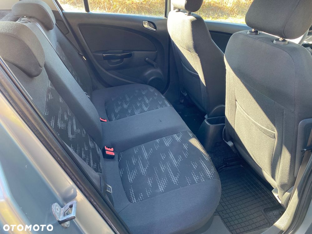 Opel Corsa 1.2 16V Cosmo - 15