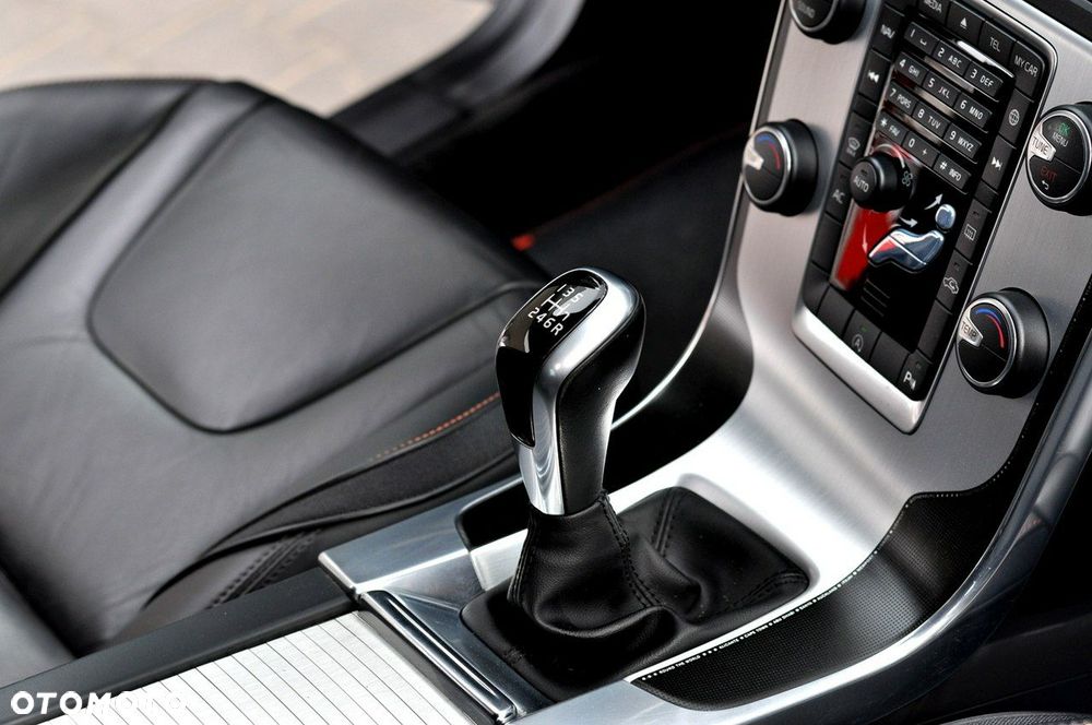 Volvo V60 D2 Ocean Race - 22