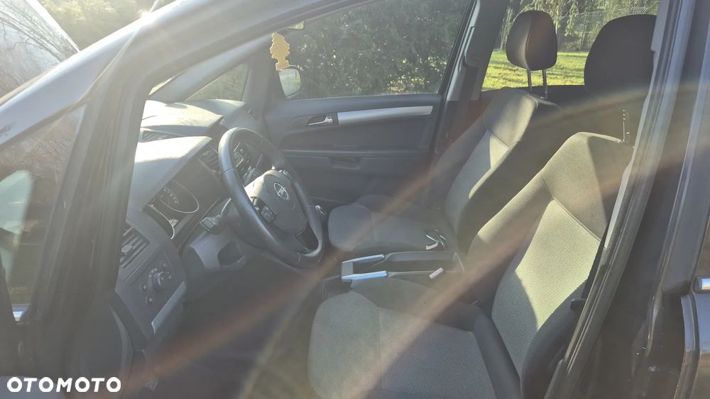 Opel Zafira 1.6 Edition - 12