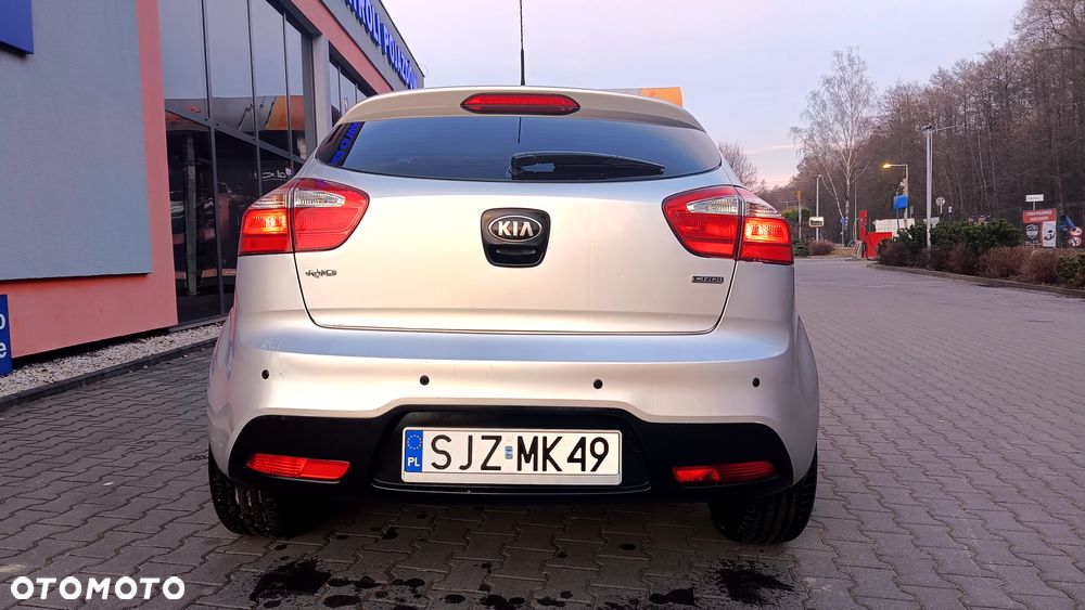 Kia Rio 1.1 crdi L - 16