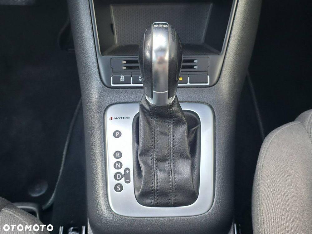 Volkswagen Tiguan - 19