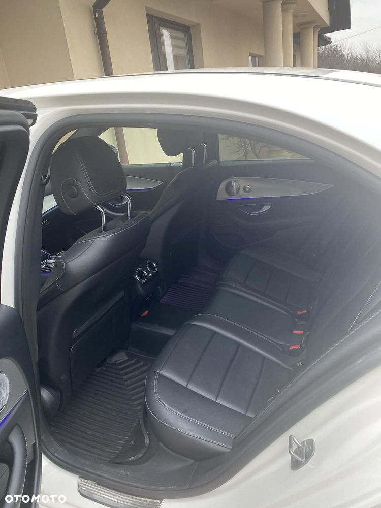 Mercedes-Benz Klasa E 220 d 9G-TRONIC - 5