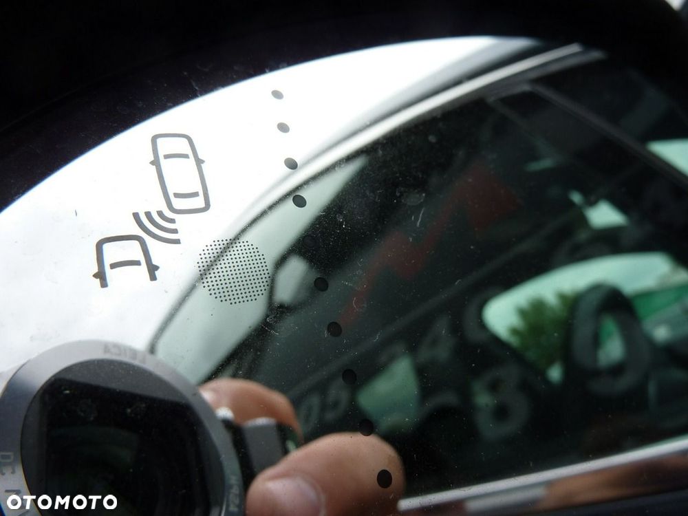 Renault Clio - 37