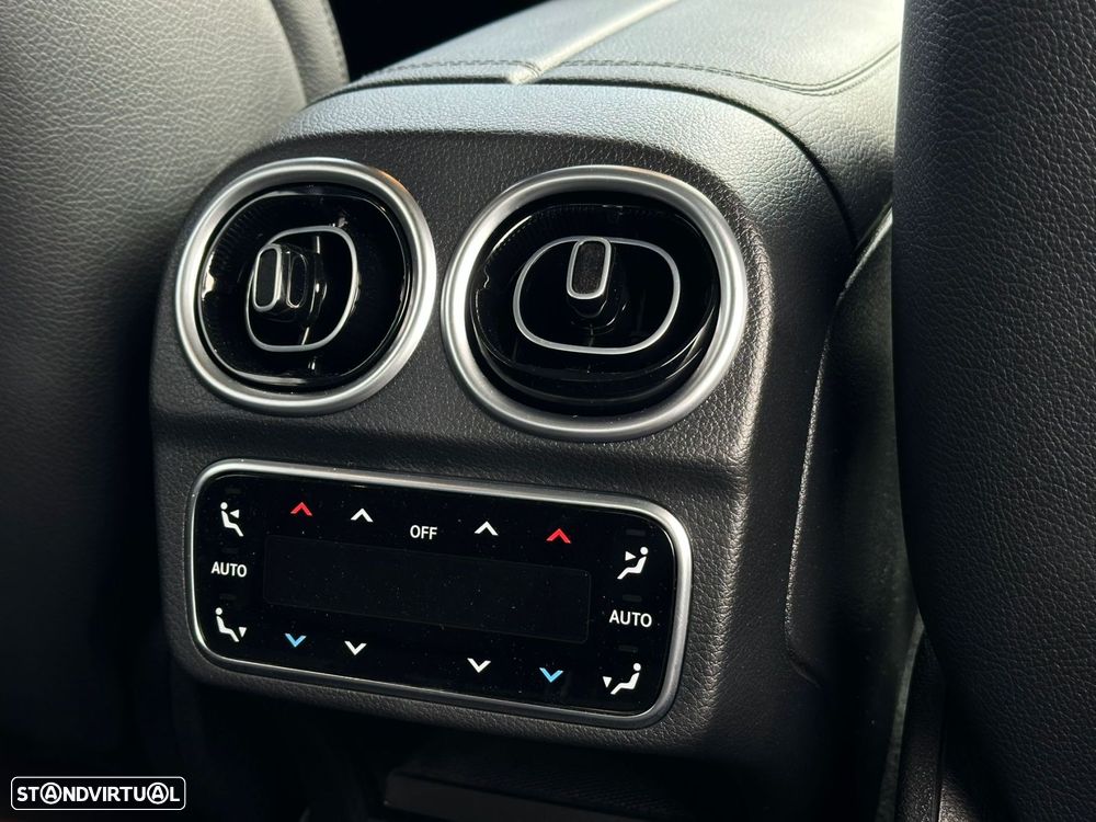 Mercedes-Benz C 300 e AMG Line - 13