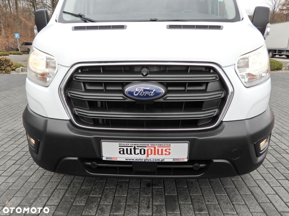 Ford TRANSIT BUS 9 MIEJSC TEMPOMAT LEDY KLIMATYZACJA  130KM - 17
