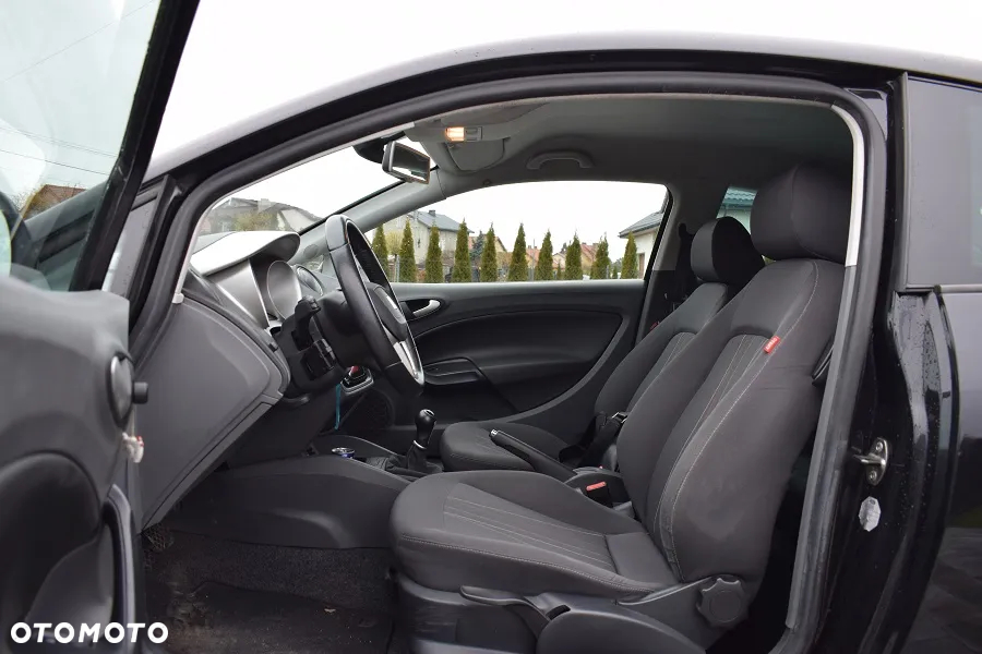 Seat Ibiza SC 1.4 16V Style - 6