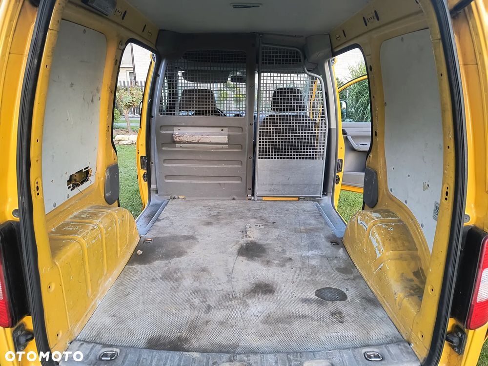 Volkswagen Caddy - 14