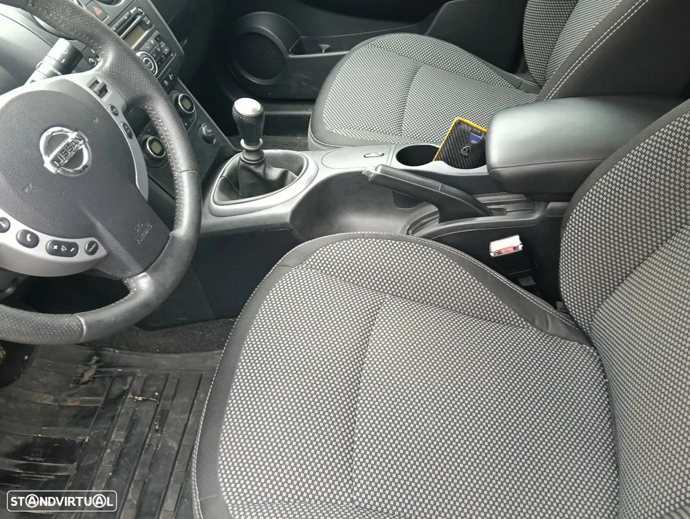 Nissan Qashqai 1.5 dCi acenta - 4