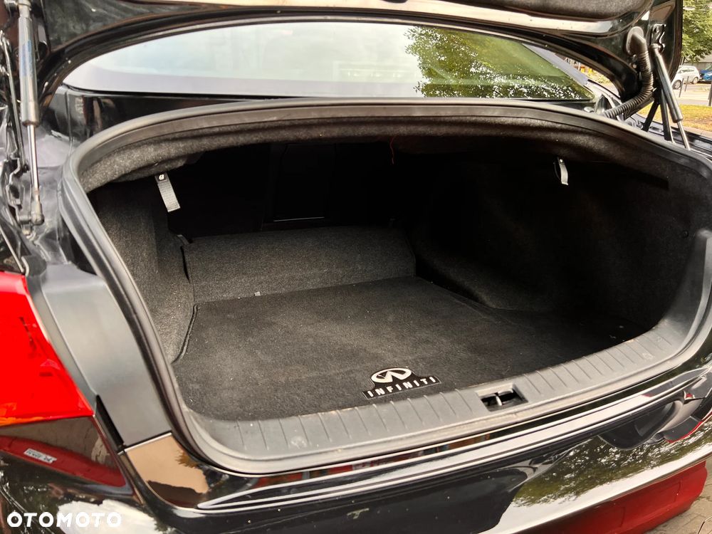 Infiniti Q50 2.0t Premium Executive - 20