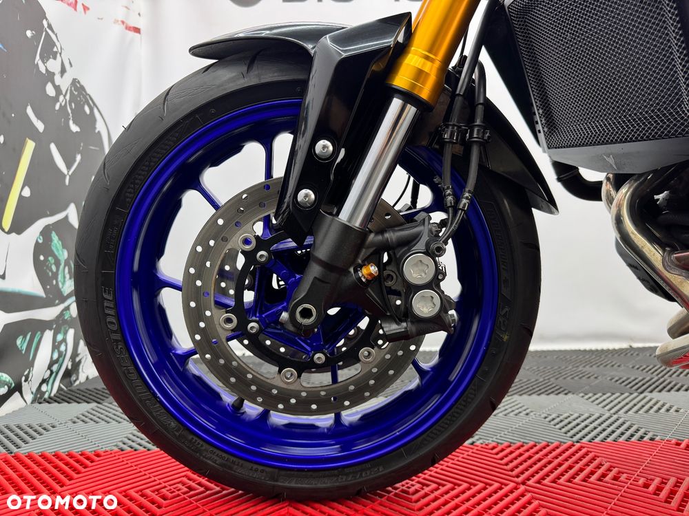 Yamaha MT - 8