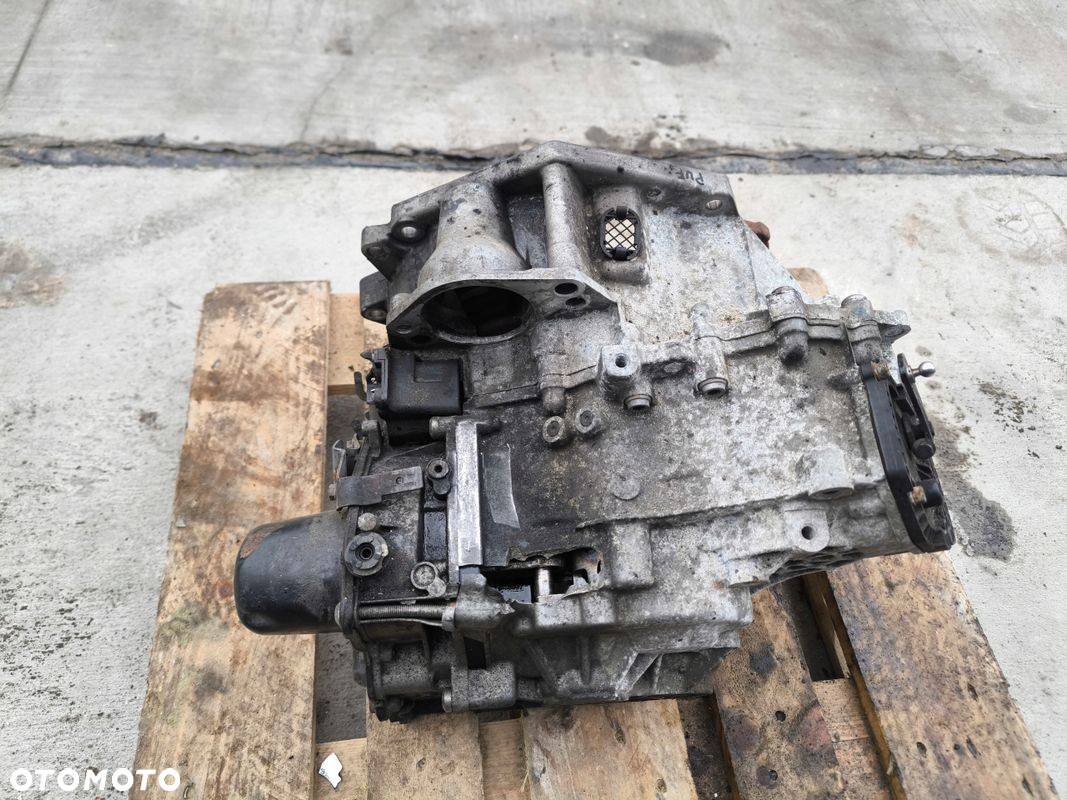 SKRZYNIA BIEGÓW AUDI VW SEAT AUTOMATYCZNA 1.6 TDI PWF USZKODZONA OBUDOWA !! - 12