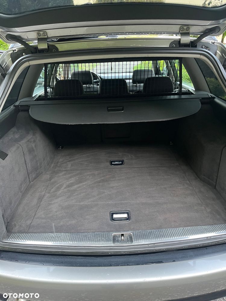 Audi A6 Avant 2.5 TDI Multitronic - 37