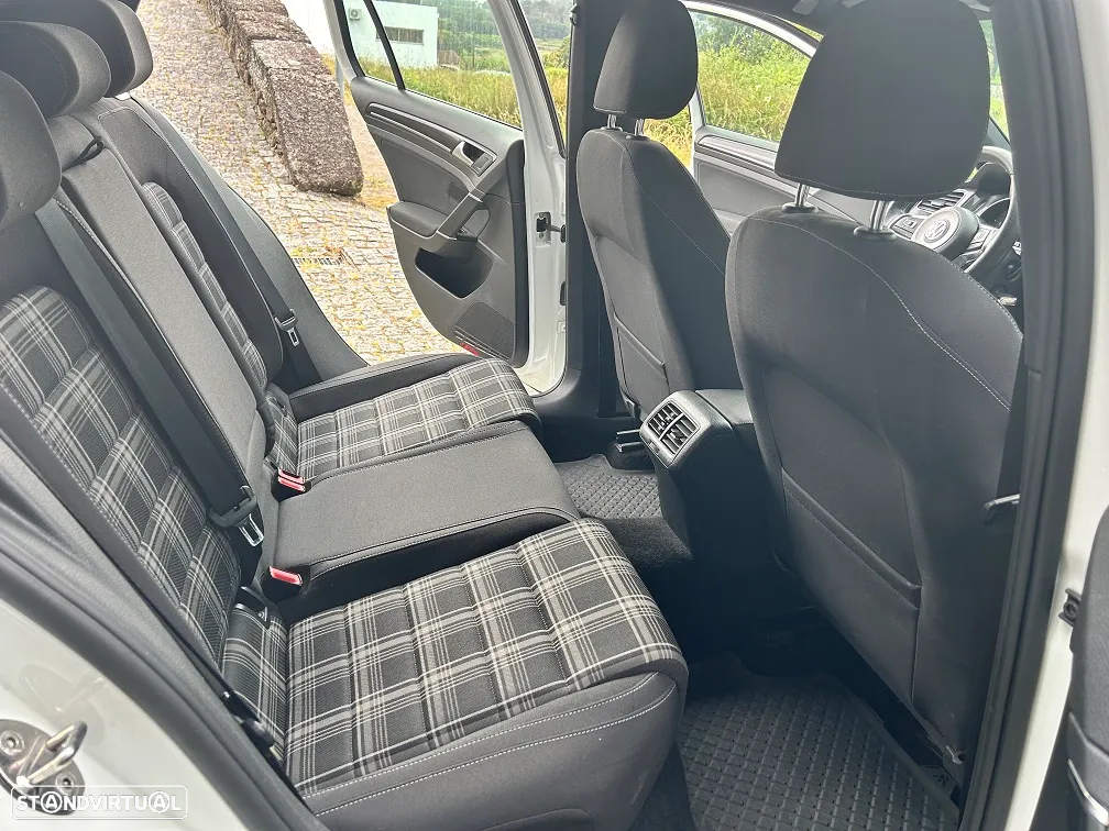 VW Golf 2.0 TDI GTD - 17