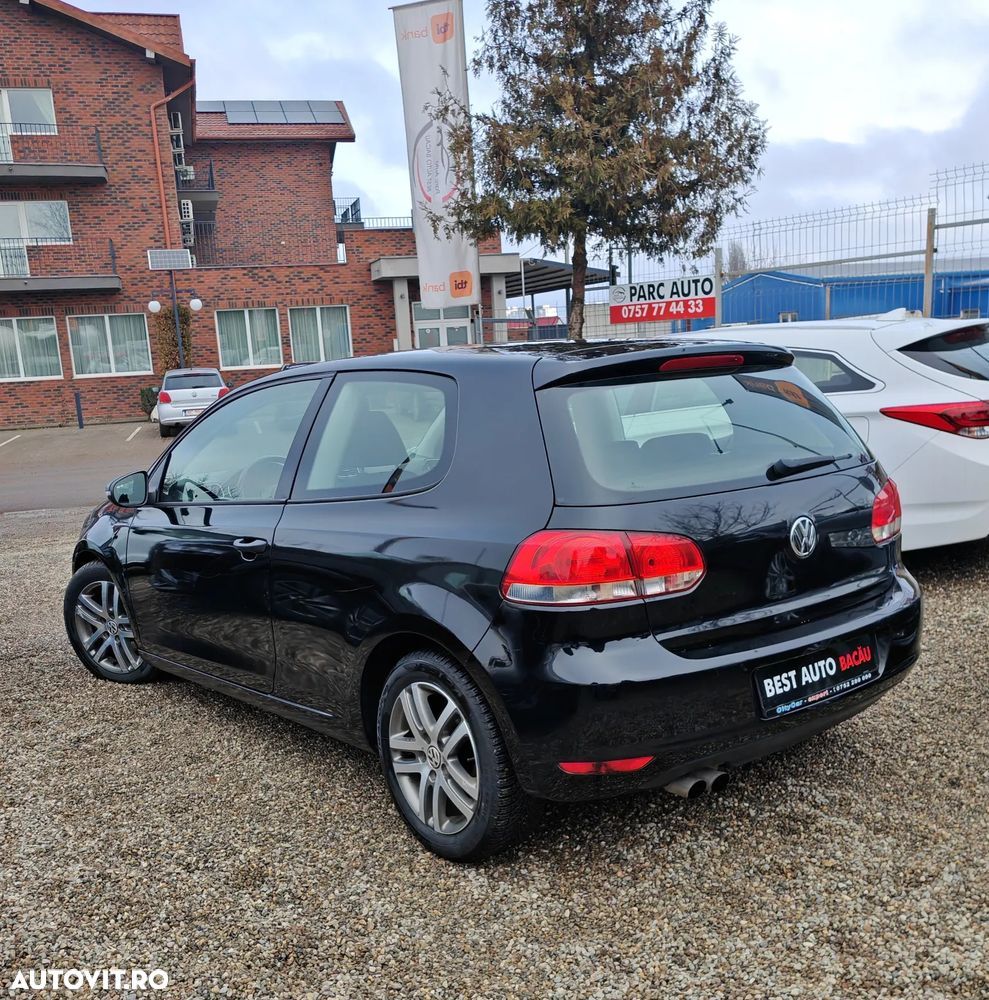 Volkswagen Golf - 3